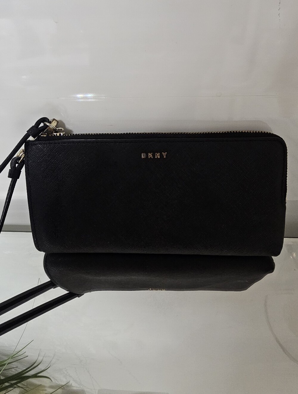 DKNY Black Leather Zip Wristlet Wallet